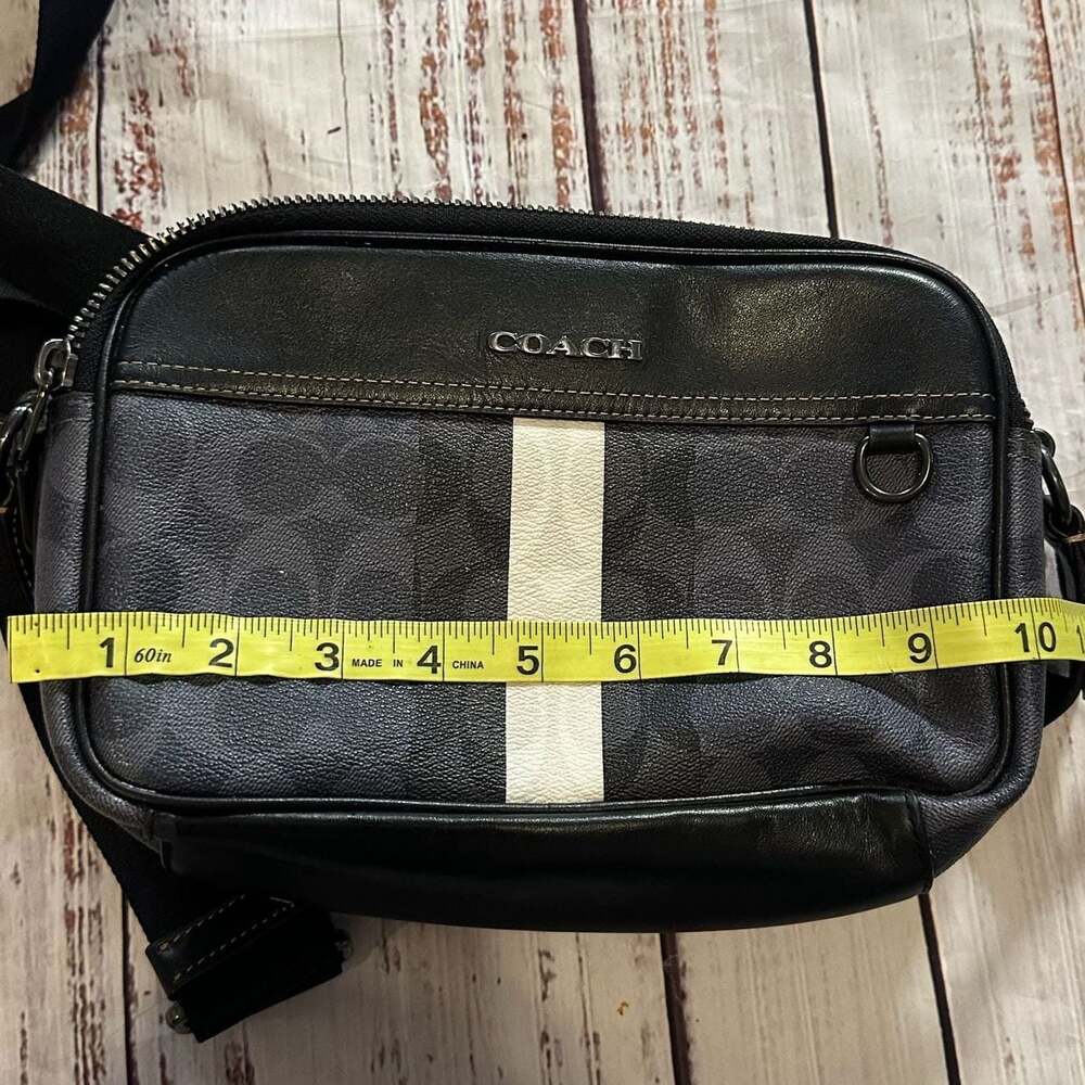 Coach Graham grey and white Crossbody bag